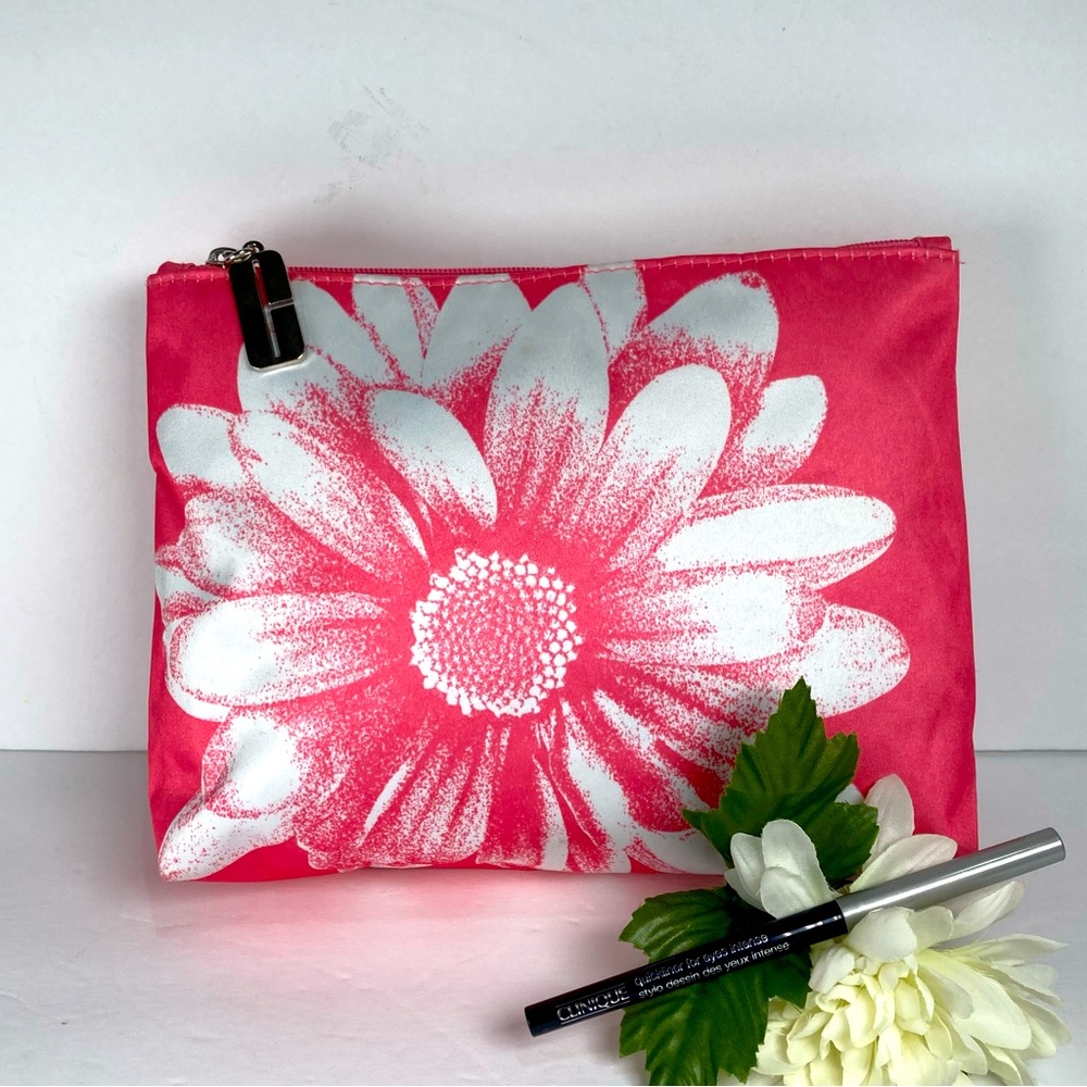 Clinique Bundle Pink Flower Make Up Bag Quickliner For Eyes Intense Black NEW